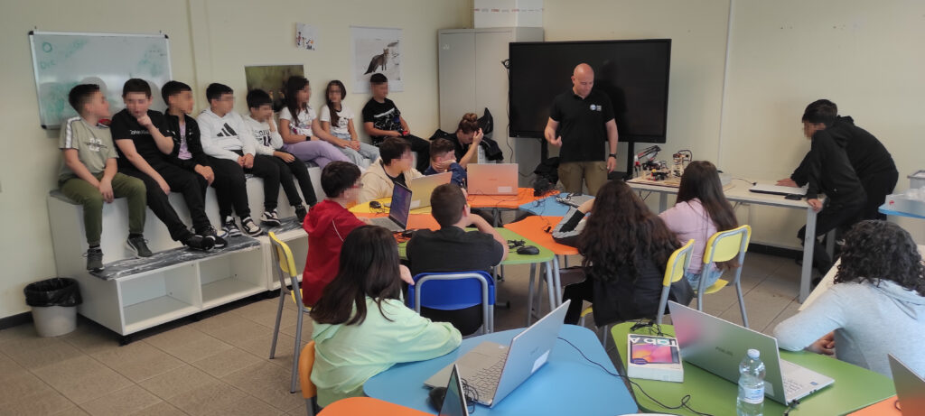 fablab-palermo-pnrr-formazione-scuola